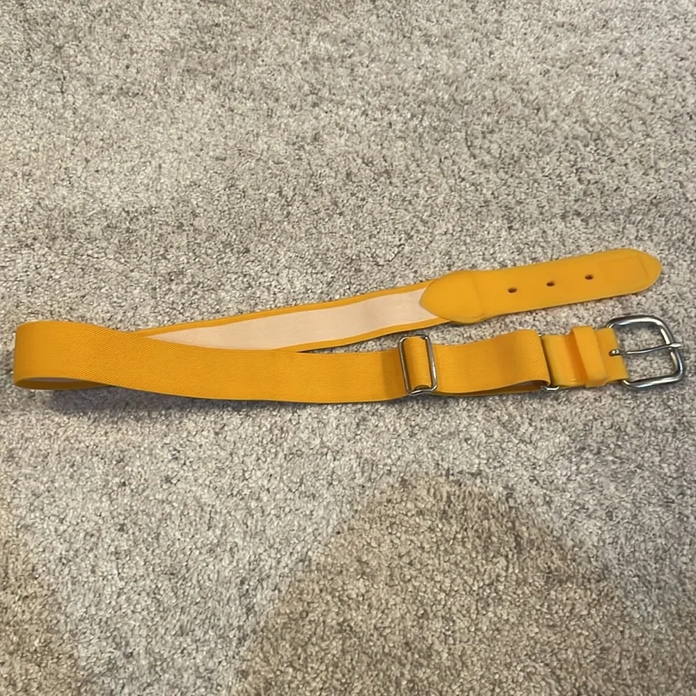 3/$15 - Adidas Youth Baseball Belt, Yellow / Gold